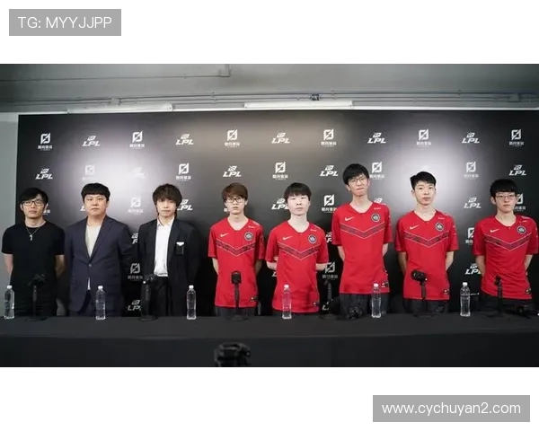 王者荣耀战术解析：LNG战队的灵活转换体系与战略布局