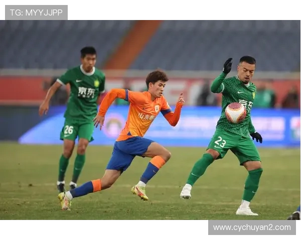 2016年国安与鲁能激战全场回顾精彩瞬间与战术分析