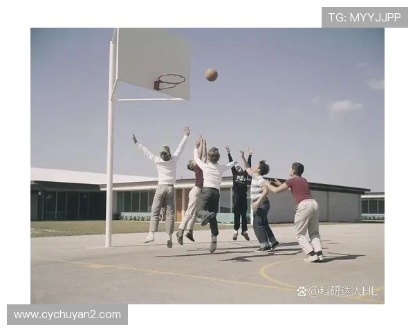 杭州篮球队团队协作深度解析与其他球队的对比分析