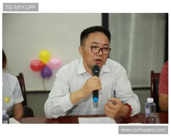 深度对话：黄伟如何在和平精英中找到人生的意义与乐趣